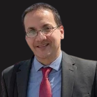 Portrait of Prof. Kim Hoque, Professor of Human Resource Management at King's Business School.